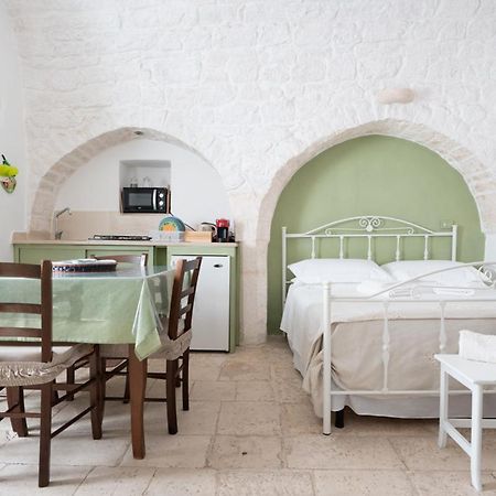 Villa Casa Flanc - Charme Storico Nel Centro Di Ostuni Exterior foto