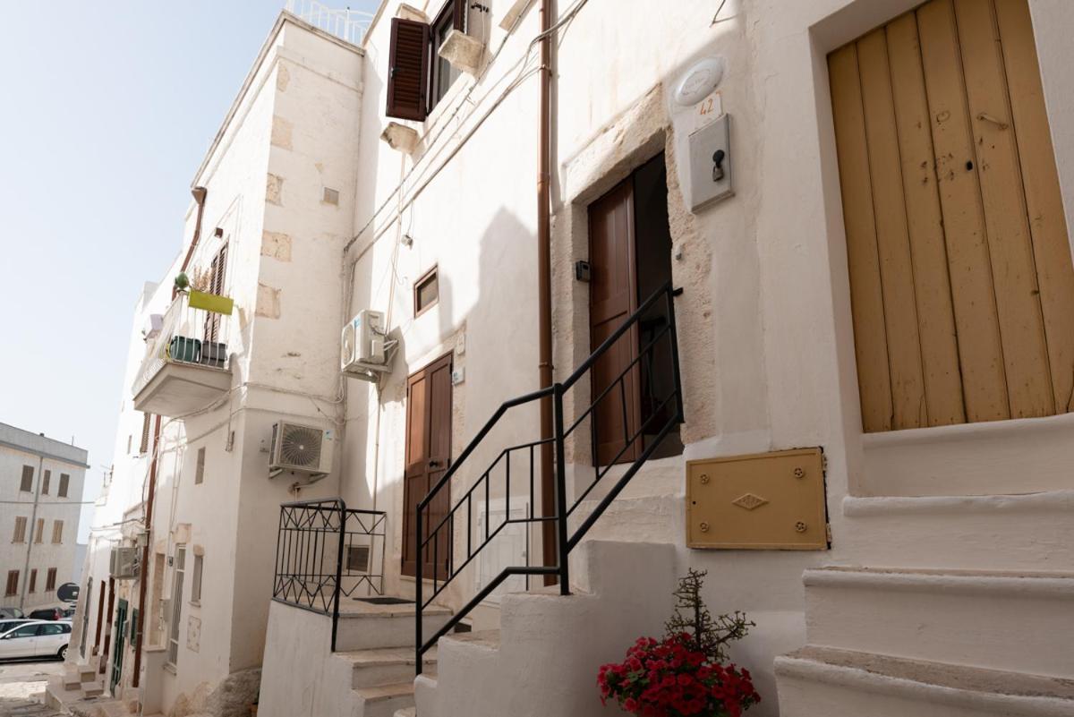 Villa Casa Flanc - Charme Storico Nel Centro Di Ostuni Exterior foto