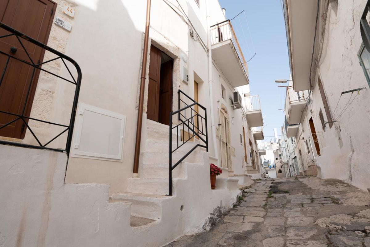 Villa Casa Flanc - Charme Storico Nel Centro Di Ostuni Exterior foto